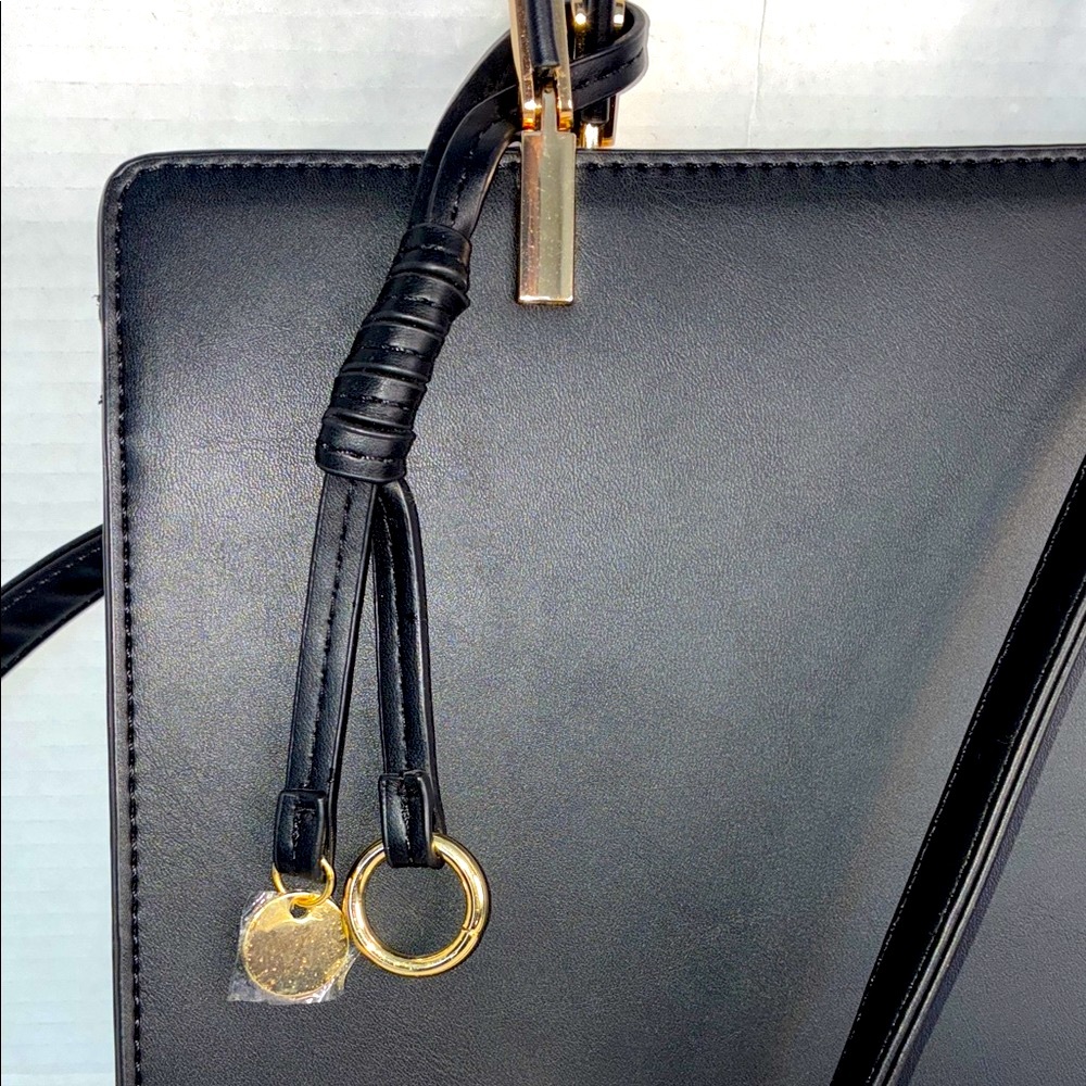 CROSSI Crossbody Handbag - Picture 2 of 13